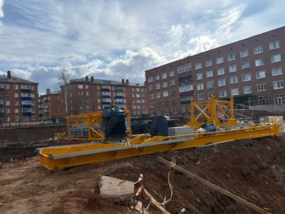 Апрель